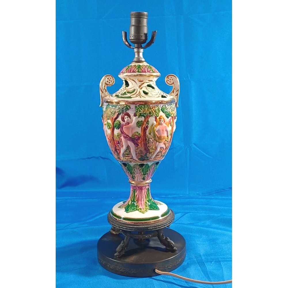 Vintage Capodimonte Amphora Vase Gilt Putti  Cherub Angels Garden of Eden Lamp - Picture 4 of 10